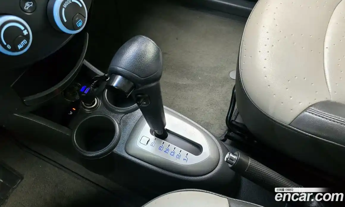 Chevrolet Spark 2012 1.0 Автомат в Москве № 38257, фото 5