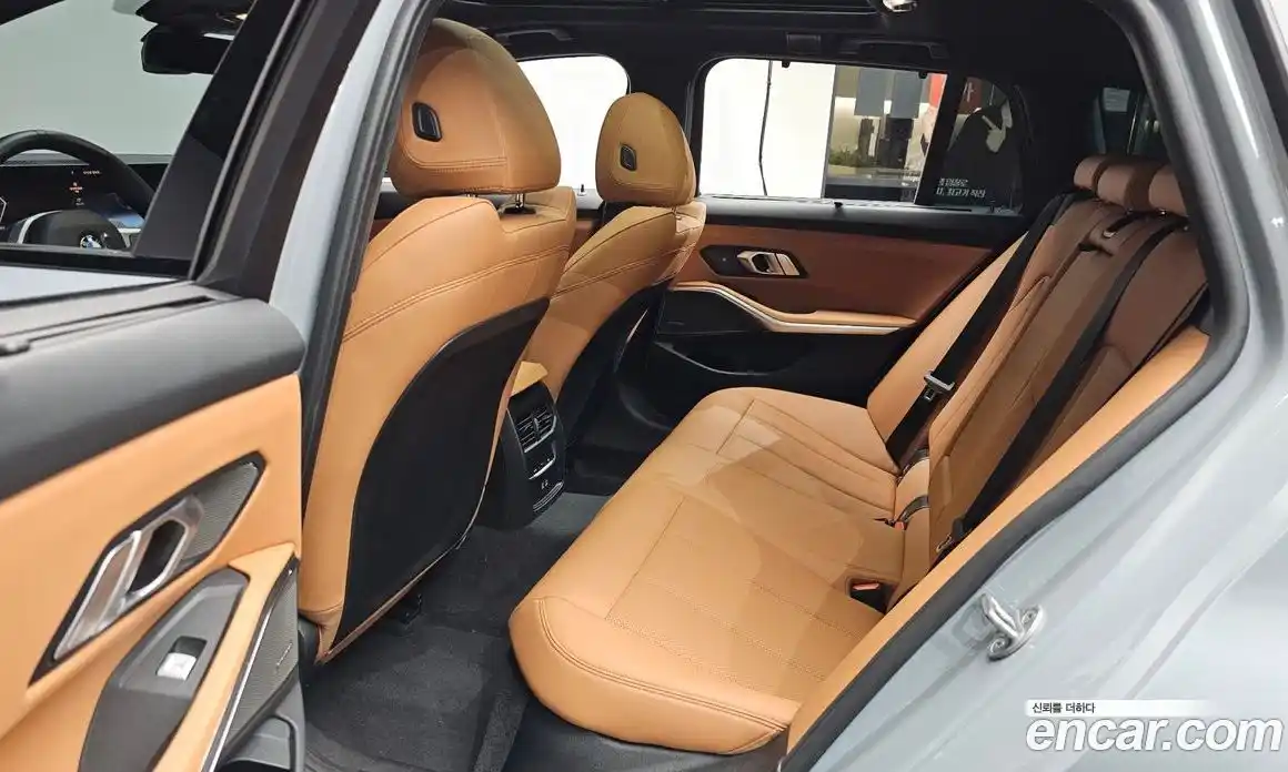 BMW 3-Series 2025 2.0 Автомат в Москве № 384169, фото 11