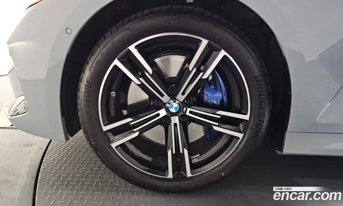 BMW 3-Series 2025 2.0 Автомат в Москве № 384169, фото 4