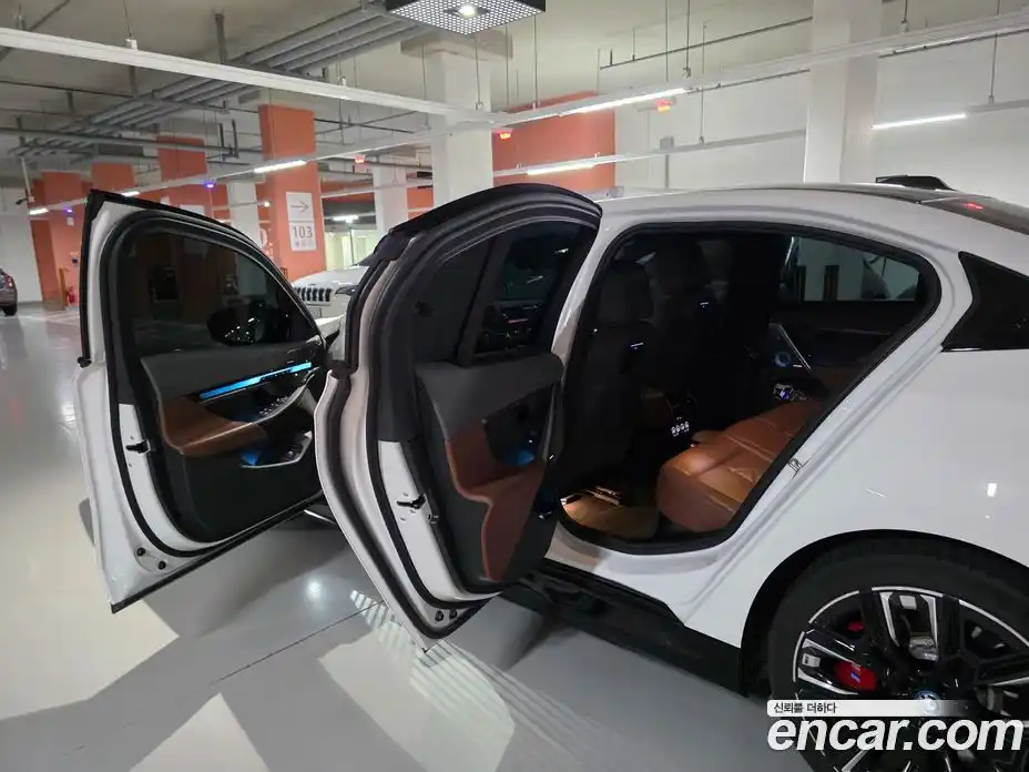 BMW i5 2024 Автомат в Москве № 385634, фото 7