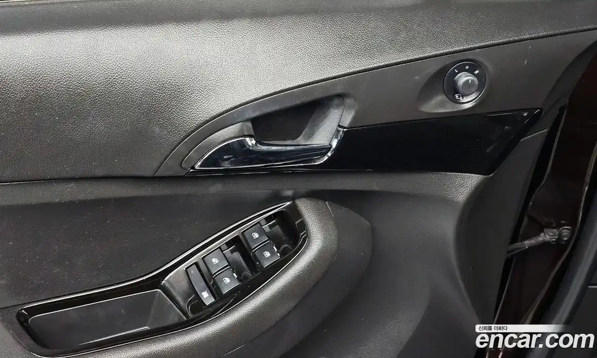 Chevrolet Orlando 2014 2.0 Автомат в Москве № 38576, фото 16