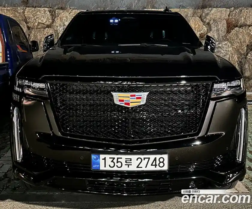 Cadillac Escalade 2024 6.2 Автомат в Москве № 386979, фото 1