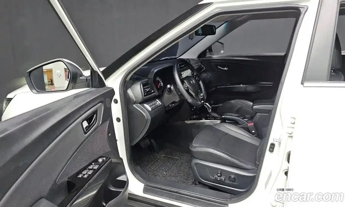 SsangYong TIBOLI 2022 1.5 Автомат в Москве № 387877, фото 10