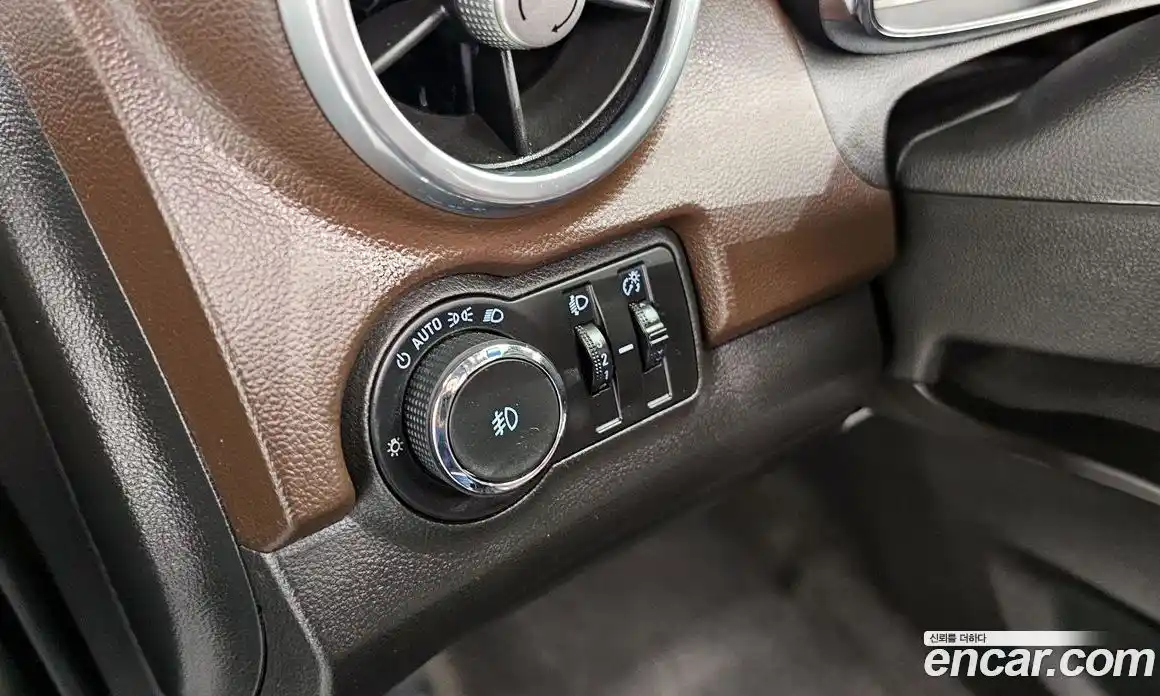 Chevrolet Trax 2014 1.4 Автомат в Москве № 40349, фото 13