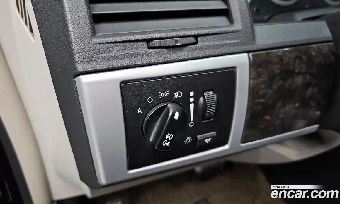 Chrysler Grand Voyager 2010 3.8 Автомат в Москве № 407532, фото 17