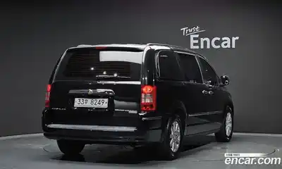 Chrysler Grand Voyager 2010 3.8 Автомат в Москве № 407532, миниатюра 2