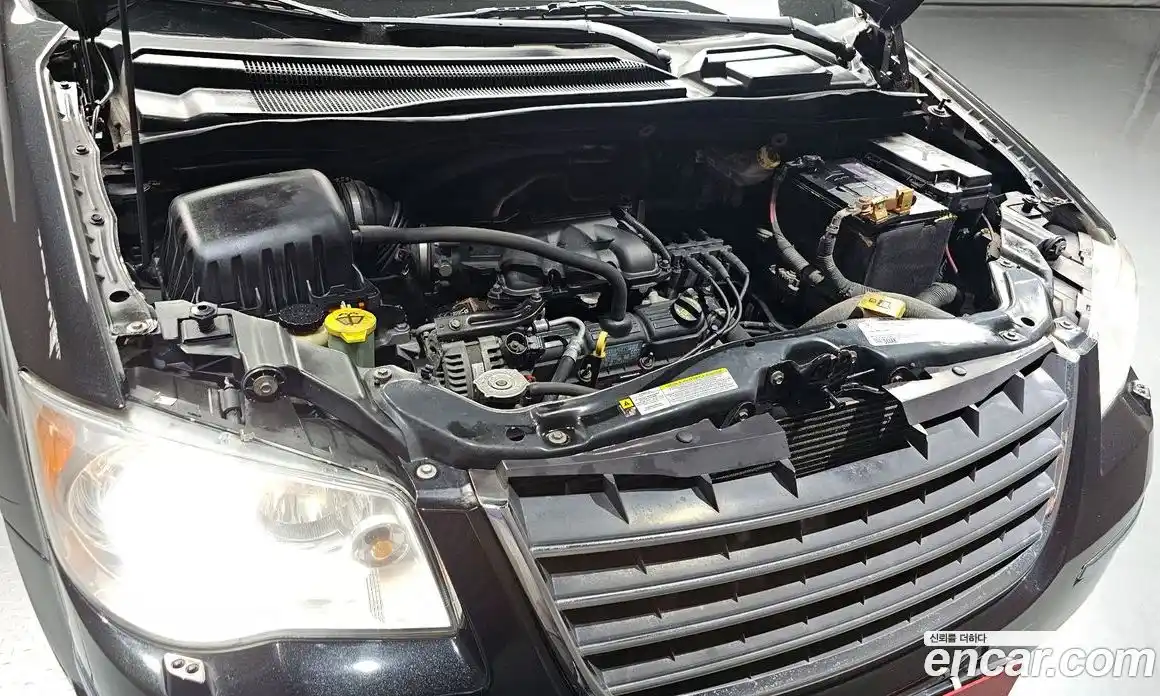 Chrysler Grand Voyager 2010 3.8 Автомат в Москве № 407532, фото 6