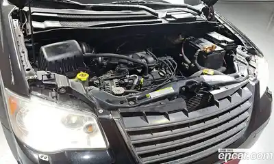 Chrysler Grand Voyager 2010 3.8 Автомат в Москве № 407532, миниатюра 6