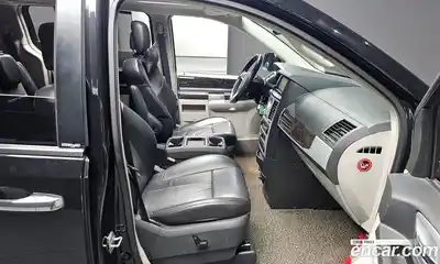 Chrysler Grand Voyager 2010 3.8 Автомат в Москве № 407532, миниатюра 10