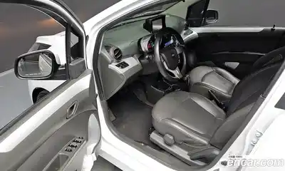 Chevrolet Spark 2015 1.0 Автомат в Москве № 41075, миниатюра 9