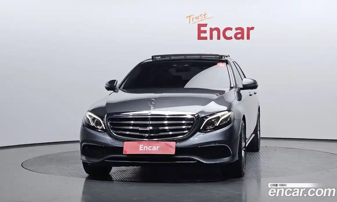 Mercedes-Benz E-Class 2019 2.0 Автомат в Москве № 412548, фото 3