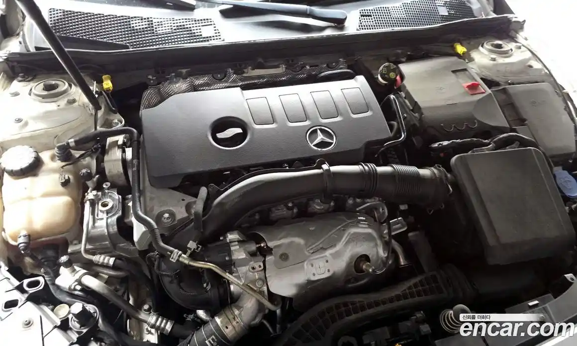 Mercedes-Benz CLA-Class 2022 2.0 Автомат в Москве № 412583, фото 6