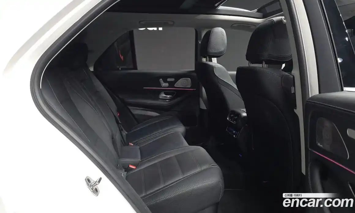 Mercedes-Benz GLE-Class 2025 3.0 Автомат в Москве № 426728, фото 12