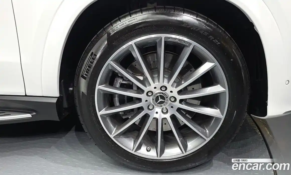 Mercedes-Benz GLE-Class 2025 3.0 Автомат в Москве № 426728, фото 5