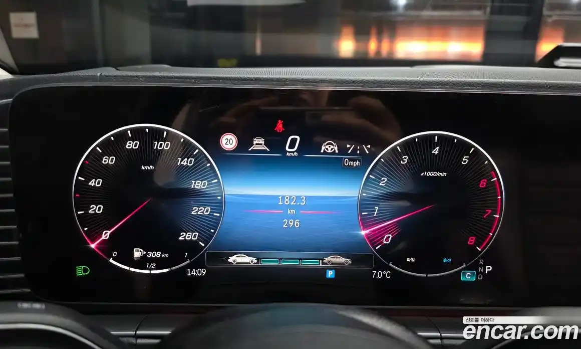 Mercedes-Benz GLE-Class 2025 3.0 Автомат в Москве № 426728, фото 8