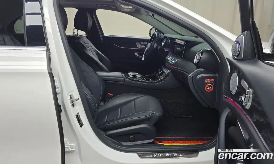 Mercedes-Benz E-Class 2018 2.0 Автомат в Москве № 428250, фото 11