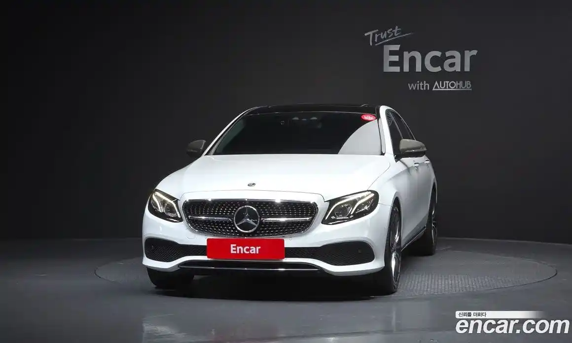 Mercedes-Benz E-Class 2018 2.0 Автомат в Москве № 428250, фото 3