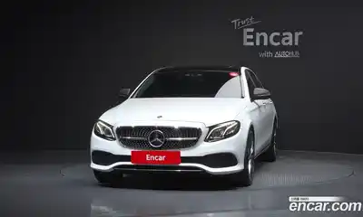 Mercedes-Benz E-Class 2018 2.0 Автомат в Москве № 428250, миниатюра 3