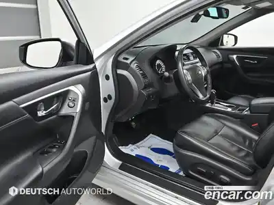 Nissan Altima 2017 2.5 Автомат в Москве № 433834, миниатюра 11