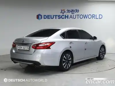 Nissan Altima 2017 2.5 Автомат в Москве № 433834, миниатюра 2