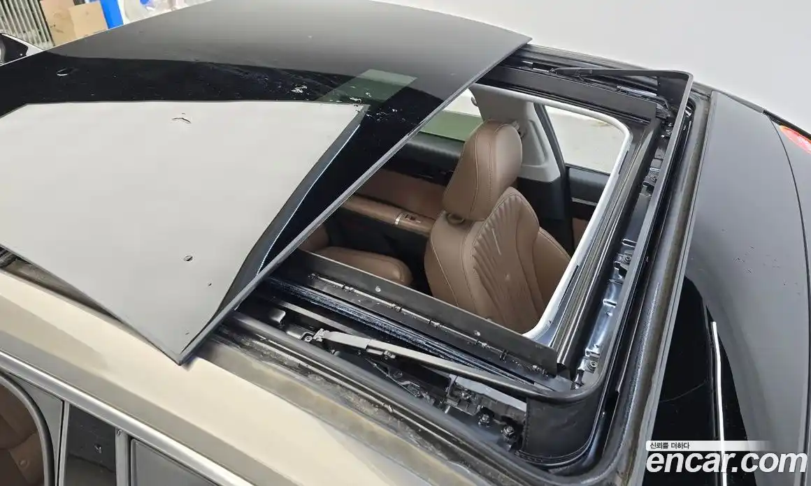 Hyundai Grandeur 2023 2.5 Автомат в Москве № 449260, фото 16