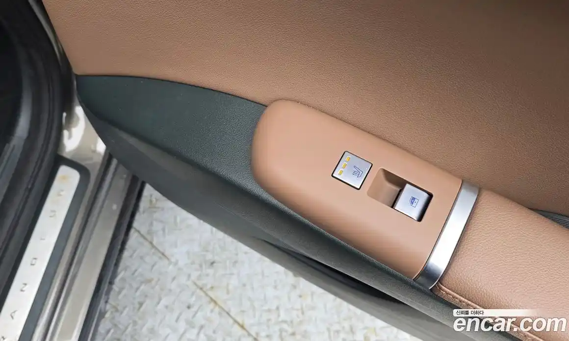 Hyundai Grandeur 2023 2.5 Автомат в Москве № 449260, фото 19