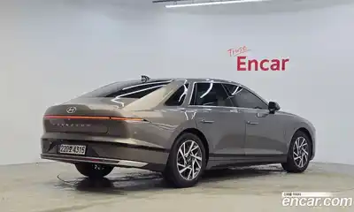 Hyundai Grandeur 2023 2.5 Автомат в Москве № 449260, миниатюра 2