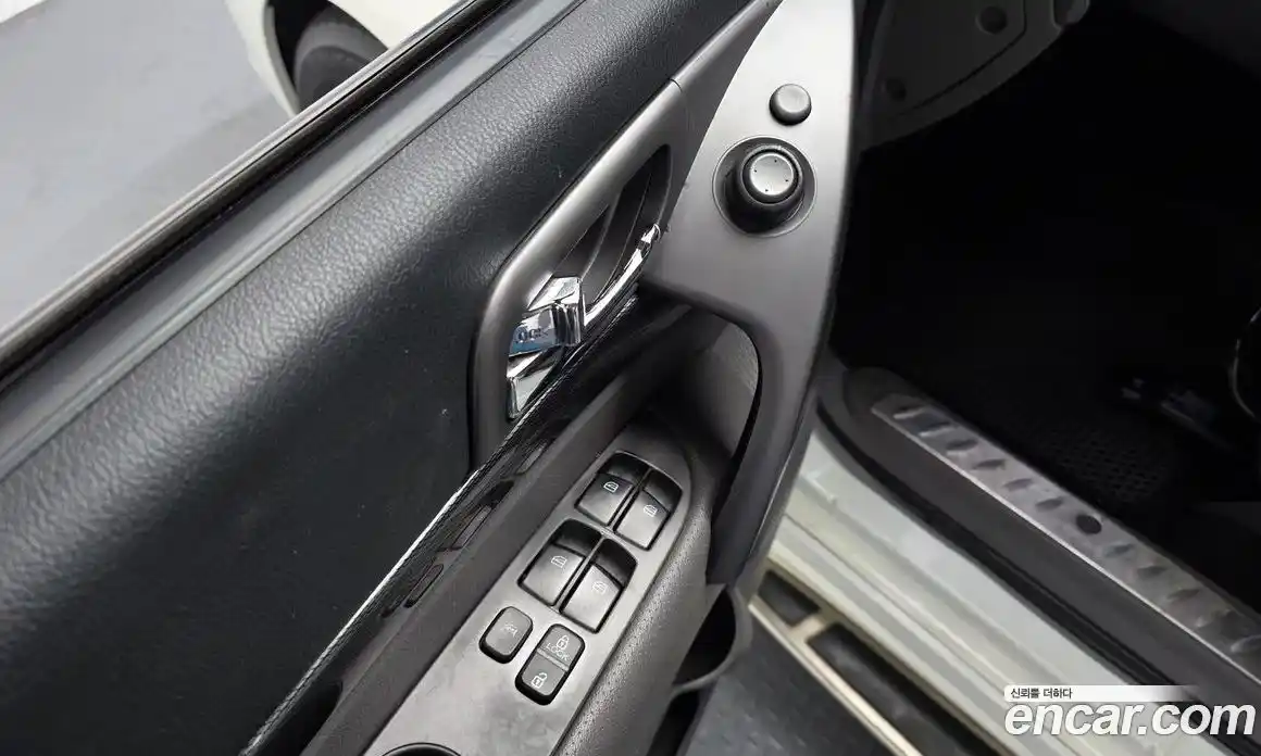 SsangYong Korando 2015 2.0 Автомат в Москве № 454558, фото 17