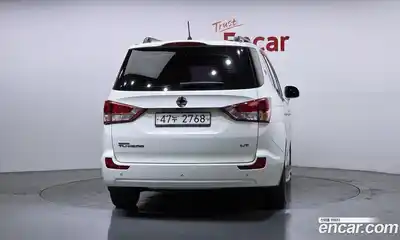 SsangYong Korando 2015 2.0 Автомат в Москве № 454558, миниатюра 4