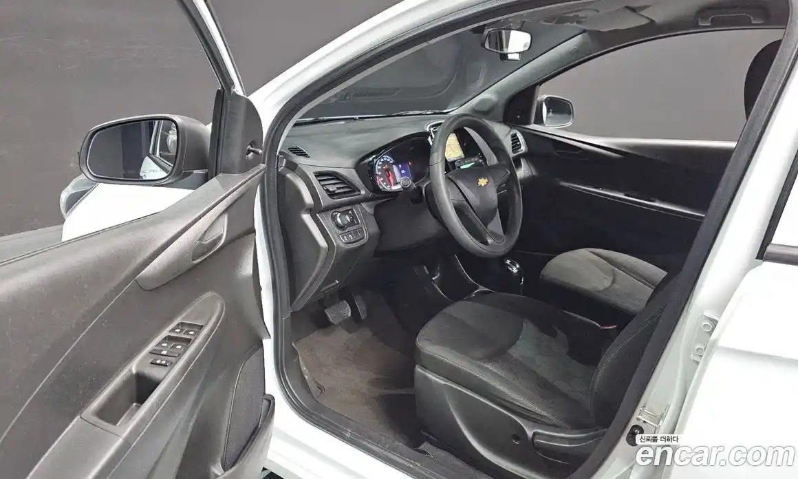 Chevrolet Spark 2016 1.0 Автомат в Москве № 455198, фото 11