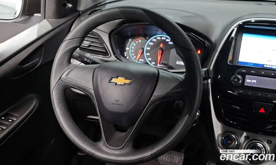Chevrolet Spark 2016 1.0 Автомат в Москве № 455198, фото 13