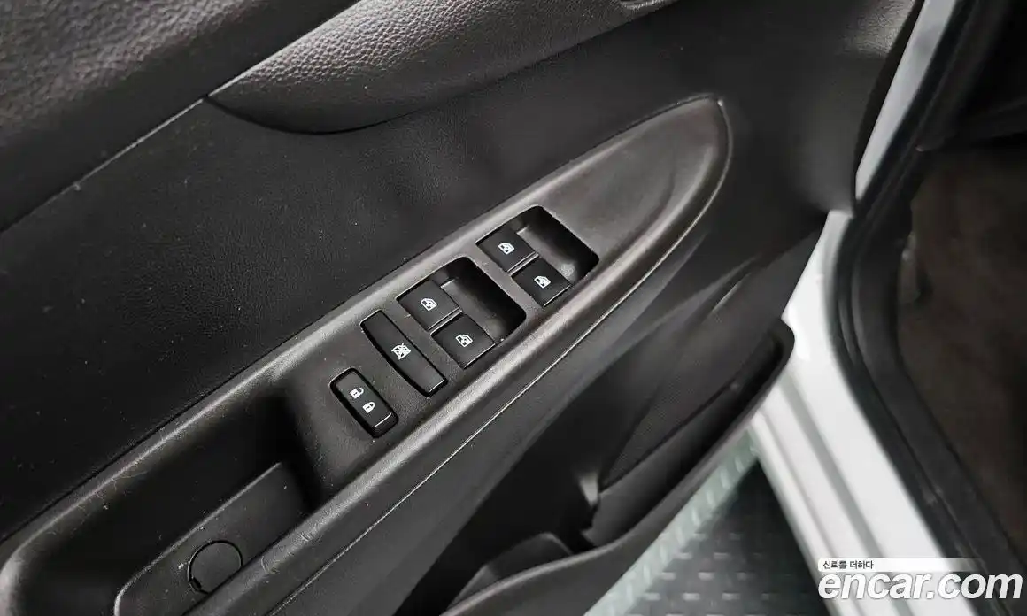 Chevrolet Spark 2016 1.0 Автомат в Москве № 455198, фото 19