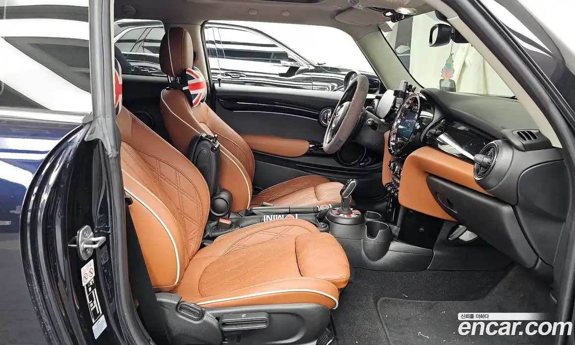 Mini Cooper 2022 2.0 Автомат в Москве № 472019, фото 11