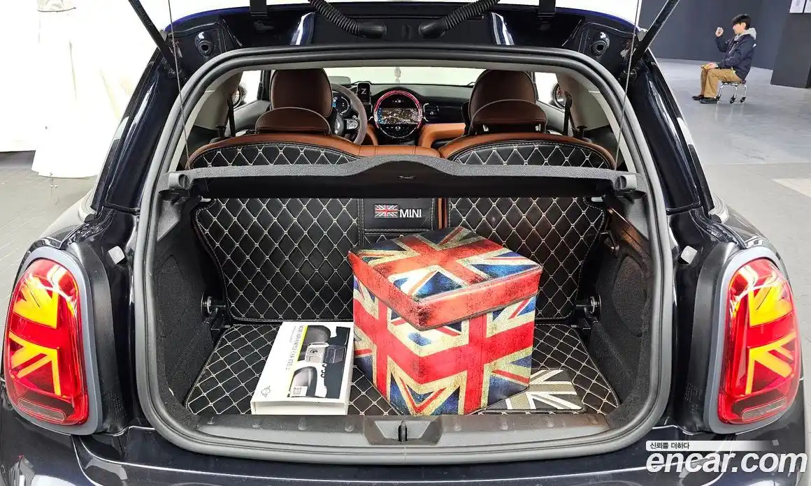 Mini Cooper 2022 2.0 Автомат в Москве № 472019, фото 20