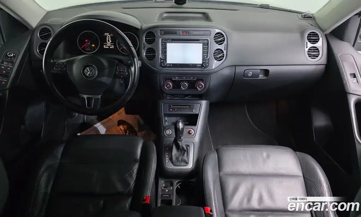 Volkswagen Tiguan 2014 2.0 Автомат в Москве № 472356, фото 7