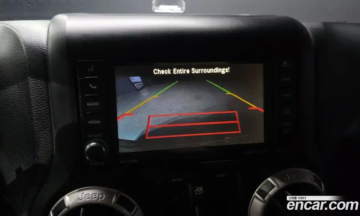 Jeep Wrangler 2014 2.8 Автомат в Москве № 472859, фото 15