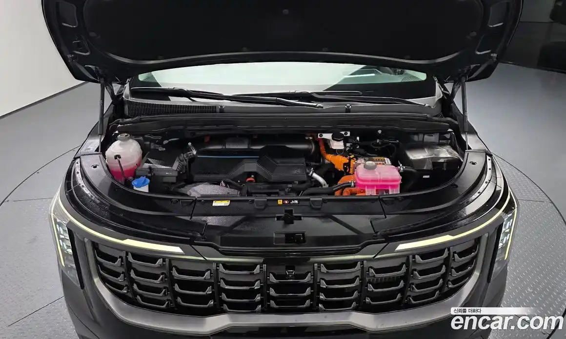 Kia Canival 2024 1.6 Автомат в Москве № 55010, фото 14