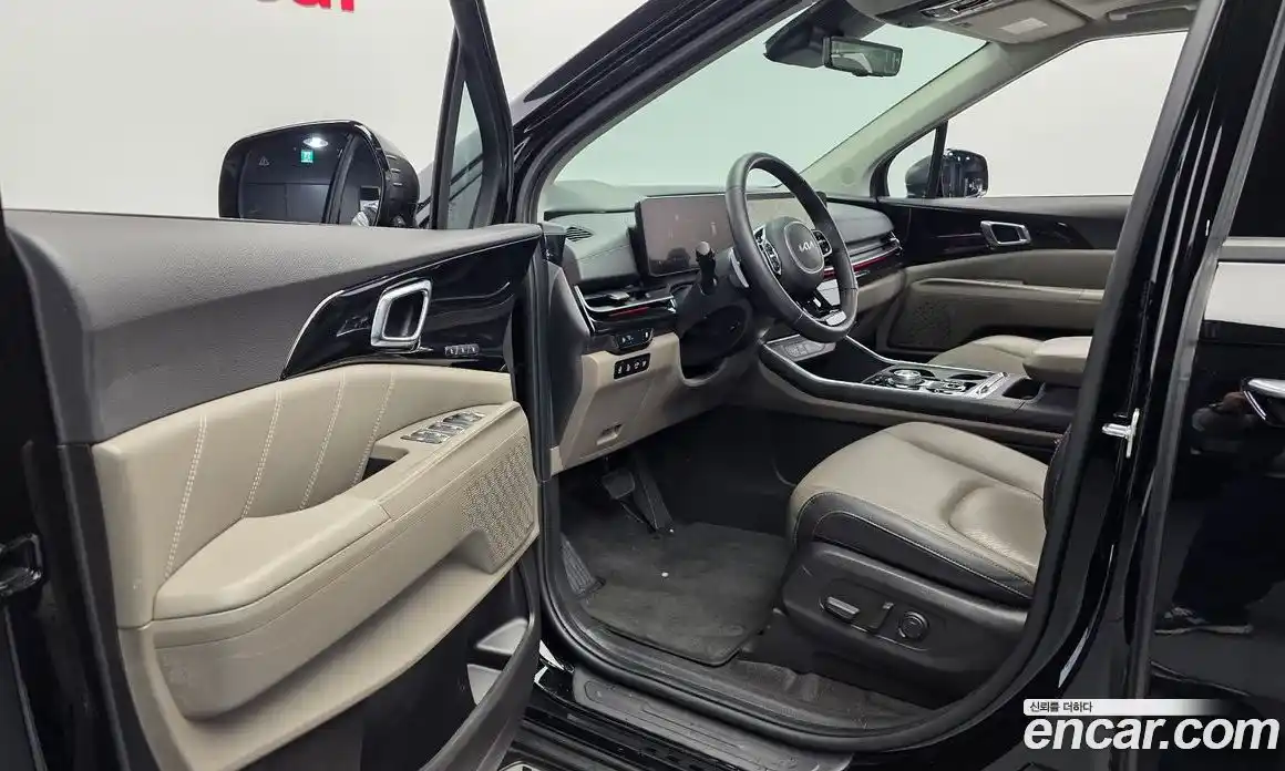 Kia Canival 2024 1.6 Автомат в Москве № 55010, фото 17