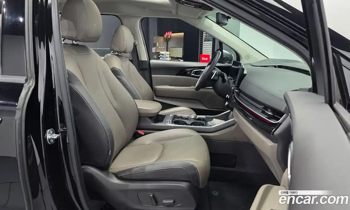 Kia Canival 2024 1.6 Автомат в Москве № 55010, фото 18