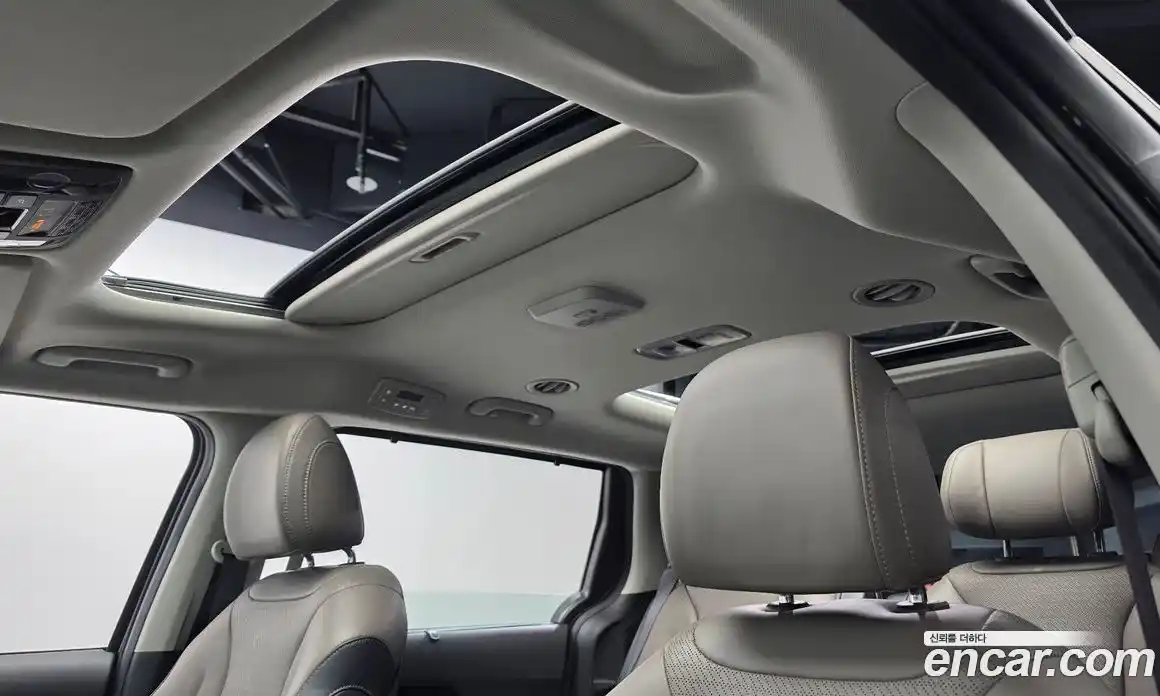 Kia Canival 2024 1.6 Автомат в Москве № 55010, фото 4