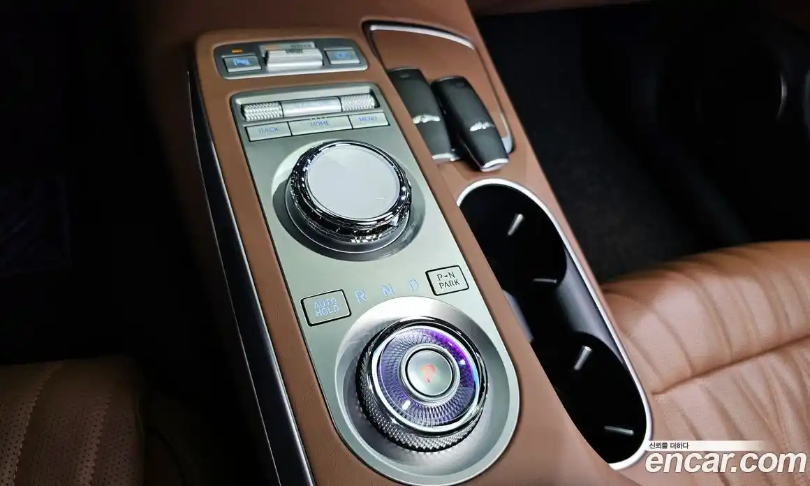 Genesis GV70 2023 2.5 Автомат в Москве № 57593, фото 16