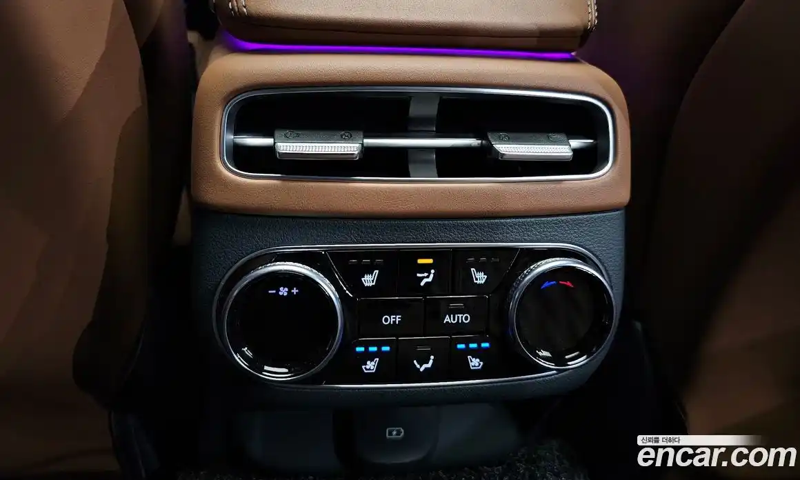 Genesis GV70 2023 2.5 Автомат в Москве № 57593, фото 10