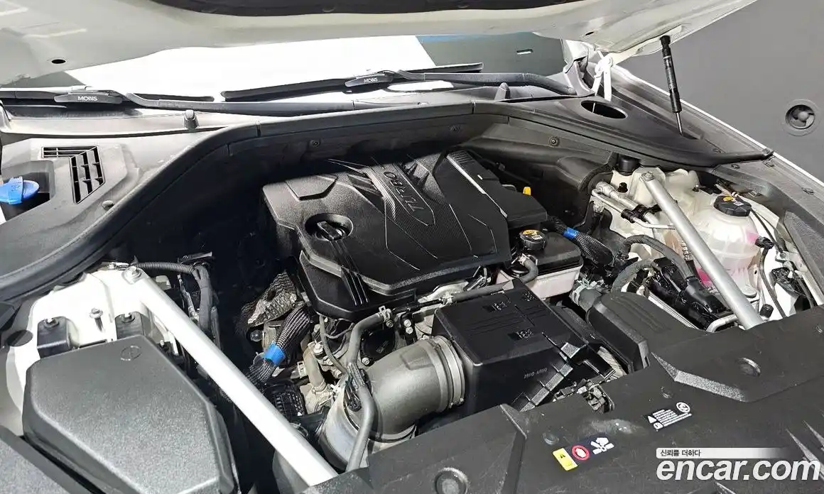 Genesis GV70 2021 2.5 Автомат в Москве № 58237, фото 3