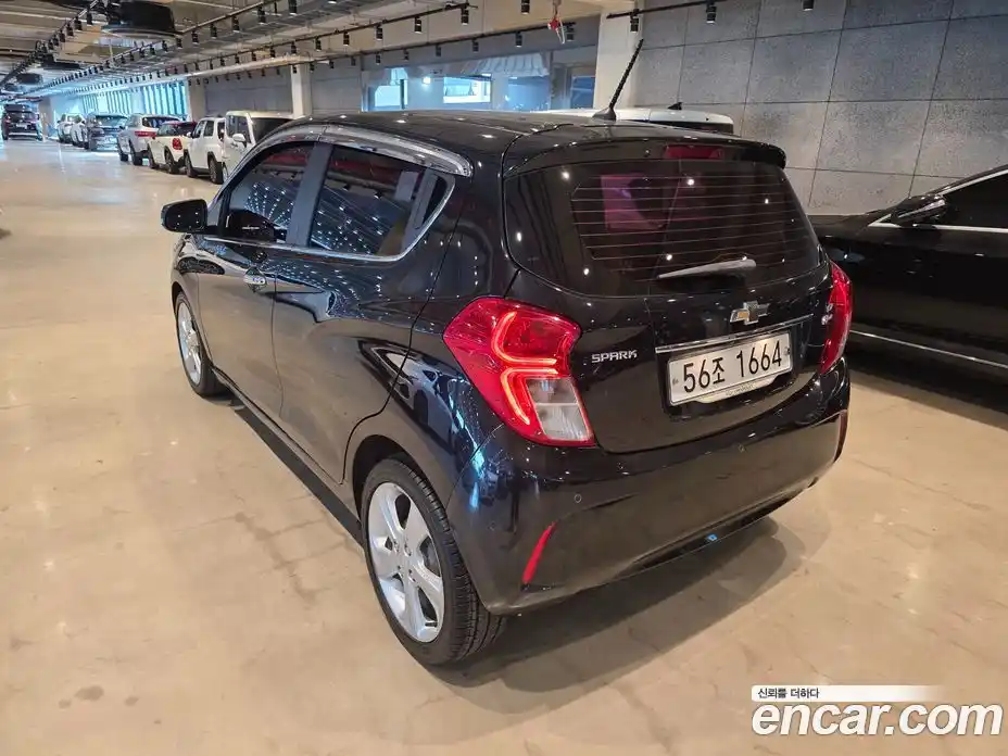 Chevrolet Spark 2016 1.0 Автомат в Москве № 67417, фото 5