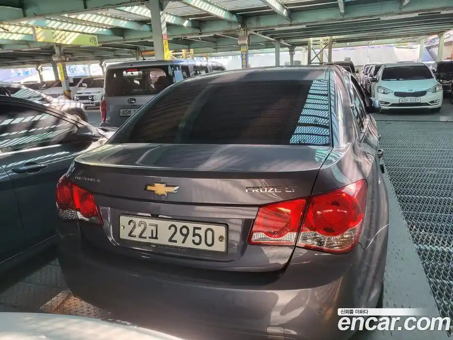 Chevrolet Cruze 2011 1.8 Автомат в Москве № 78512, фото 3