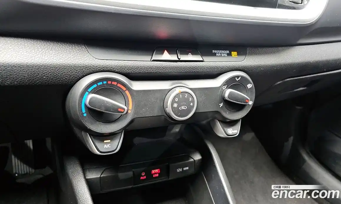 Kia Stonic 2019 1.4 Автомат в Москве № 8265, фото 12