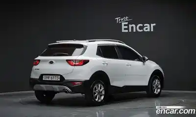 Kia Stonic 2019 1.4 Автомат в Москве № 8265, миниатюра 3