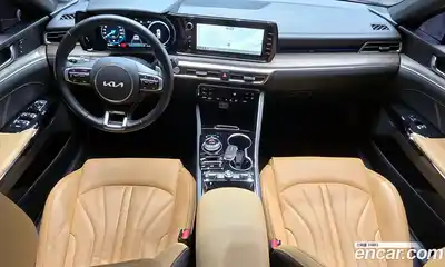 Kia K5, 2022