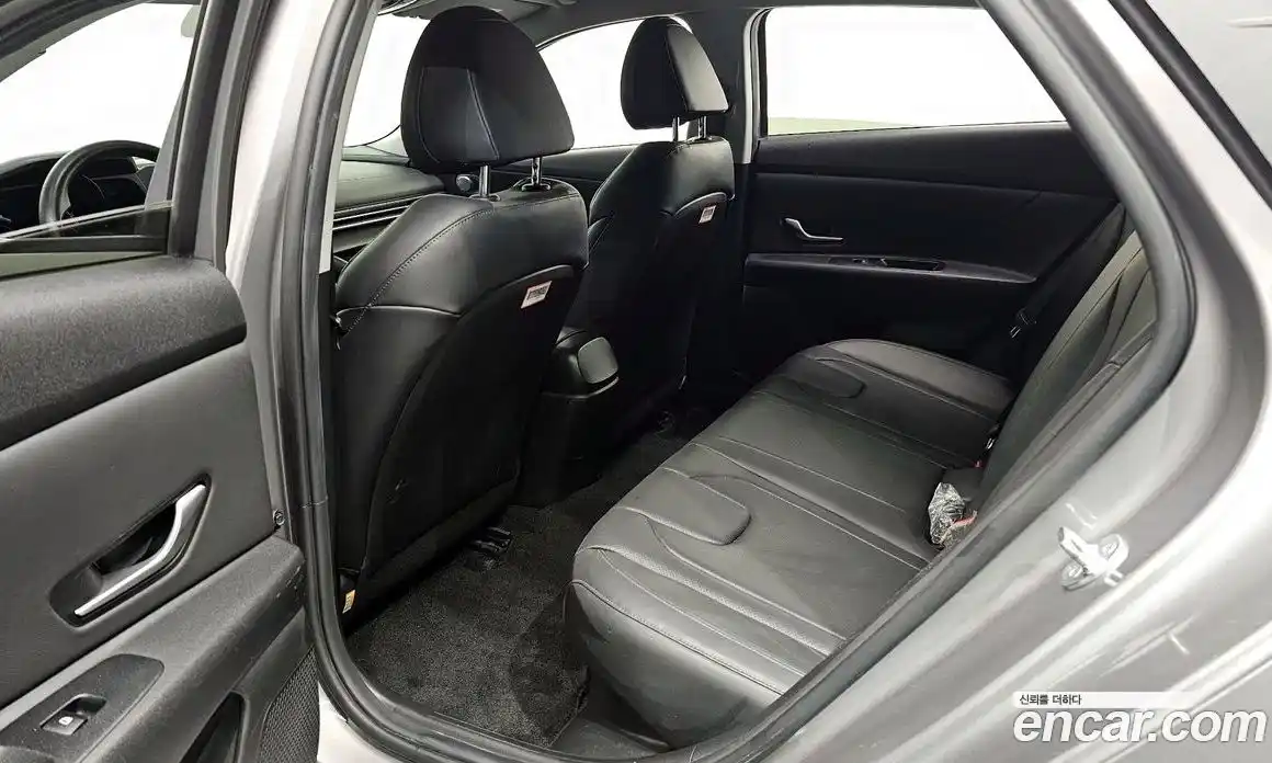 Hyundai Avante 2022 1.6 Автомат в Москве № 90795, фото 9