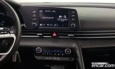 Hyundai Avante 2022 1.6 Автомат в Москве № 90795, миниатюра 10